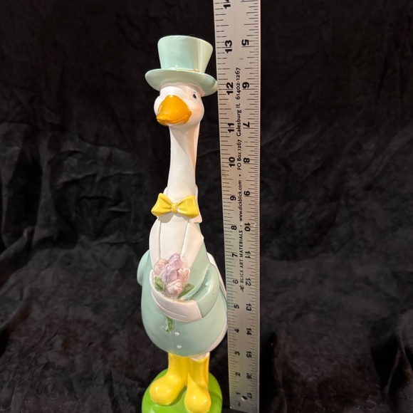 Art Deco Resin Ready For His Special Occassion Duck Statue - Picture 7 of 8